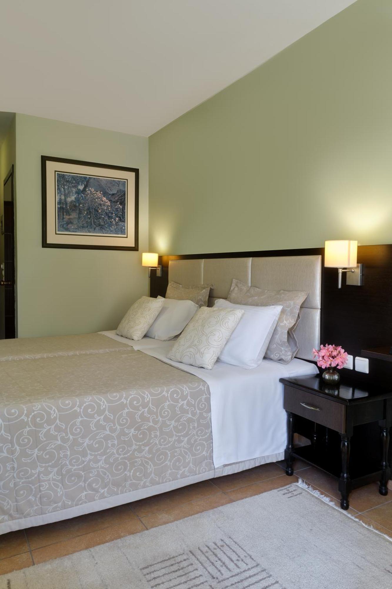 Aphrodite Hotel Mithimna Bilik gambar